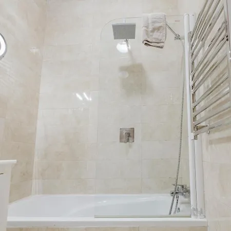 2bed With Seaview In Qawra! By Homely