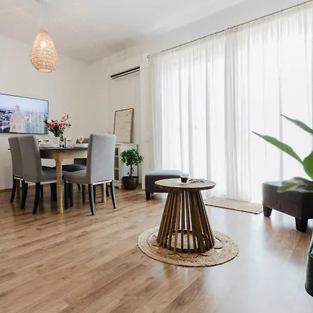 2bed With Seaview In Qawra! By Homely St. Paul's Bay